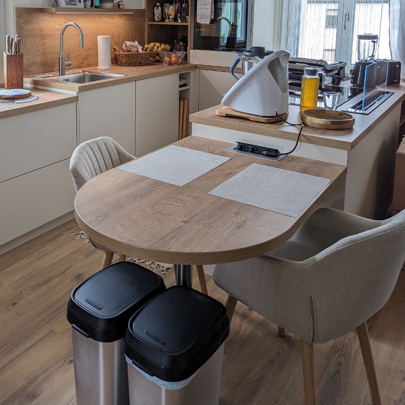 Sitzplatz_Küche_800x800.jpg