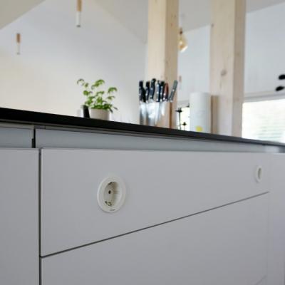 Kuche Weiss Grifflos 37 640x640